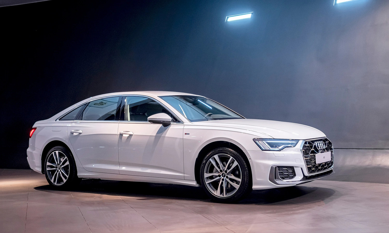 Ảnh Audi A6
