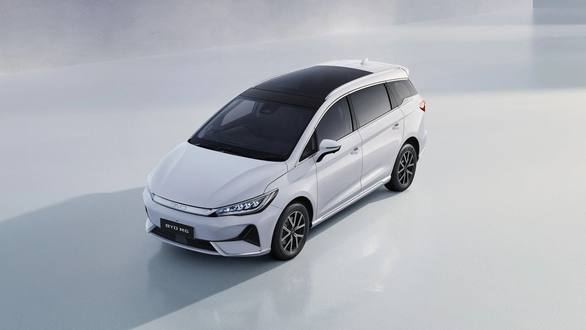 Ảnh BYD M6