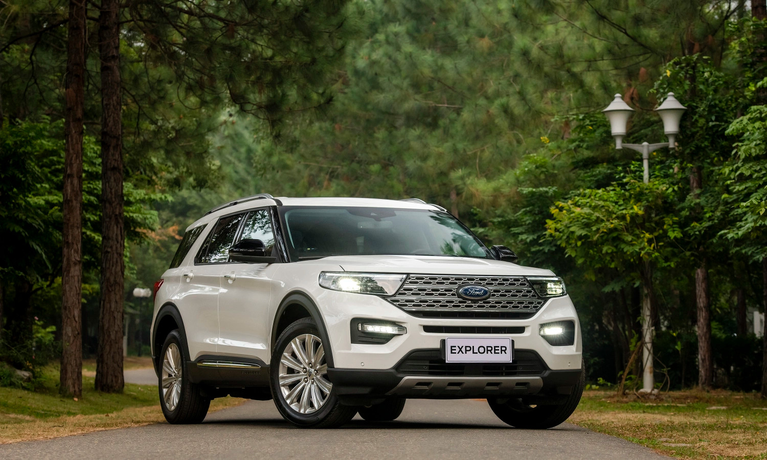 Ảnh Ford Explorer