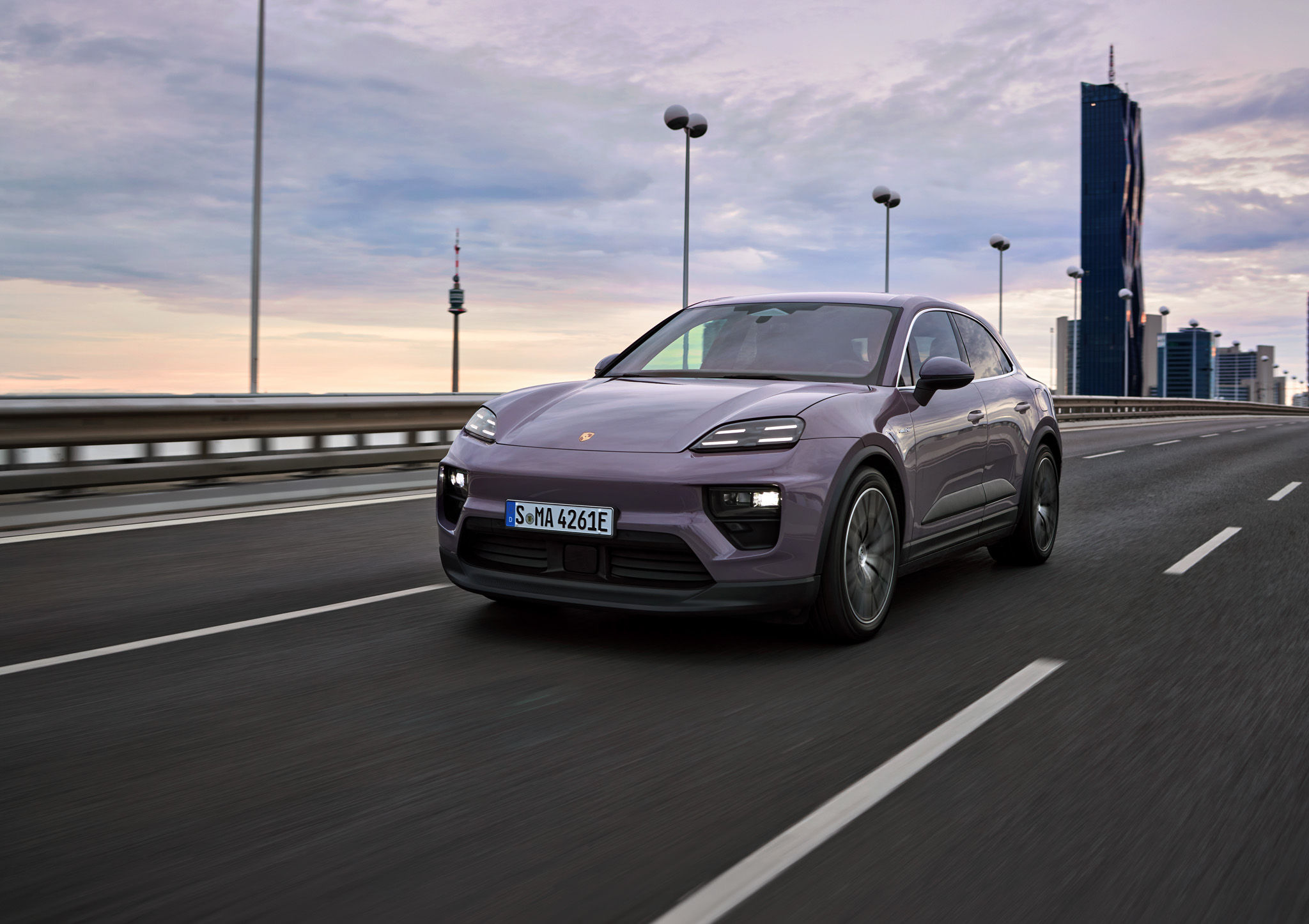 Ảnh Porsche Macan EV