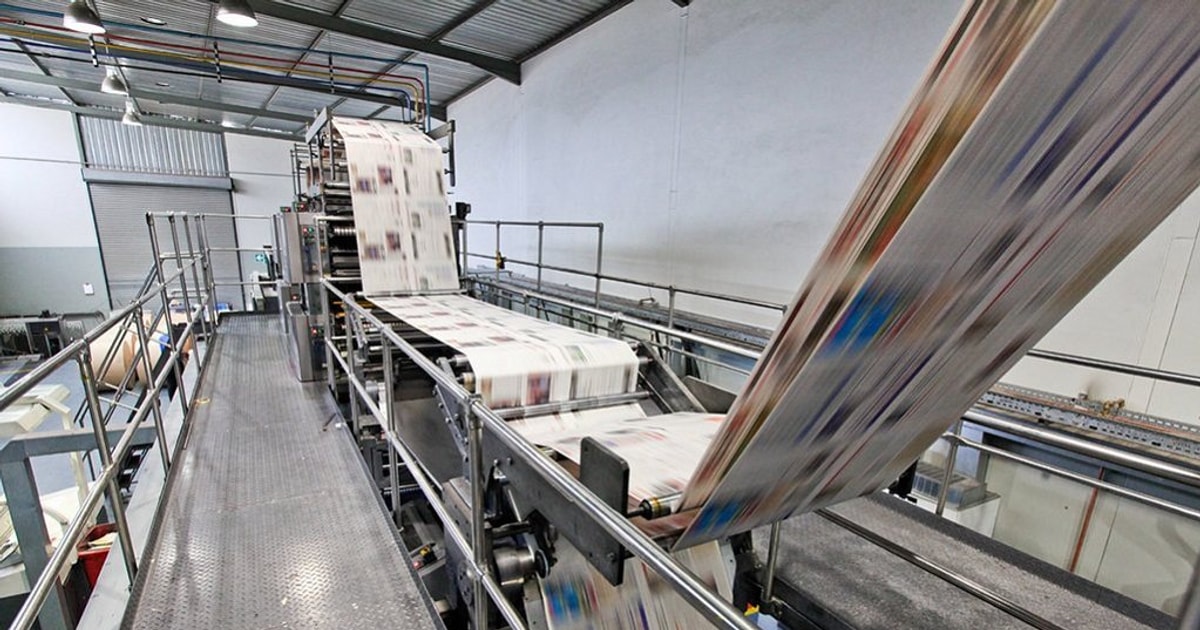 Báo in cần làm gì trong kỷ nguyên số? 