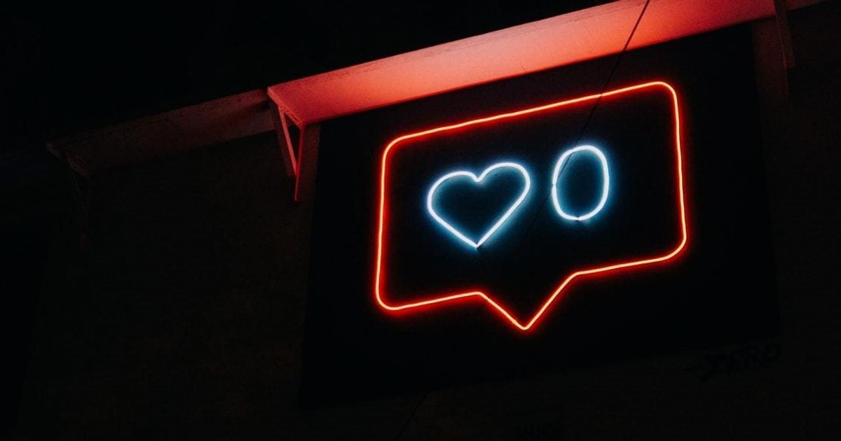 Cách tìm kiếm, thu hút và giữ chân thế hệ độc giả tiếp theo từ kinh nghiệm của Economist trên Instagram