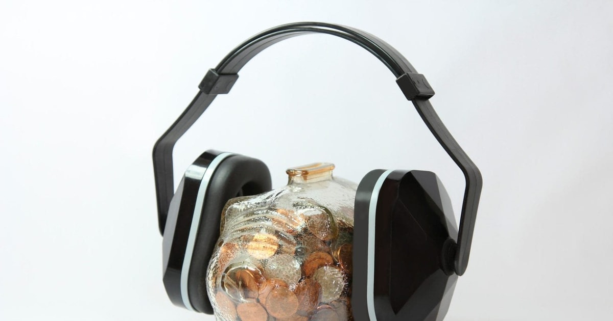 Những điều cần biết về podcast trả phí, Apple Podcasts và Spotify Podcast dành cho các tòa soạn