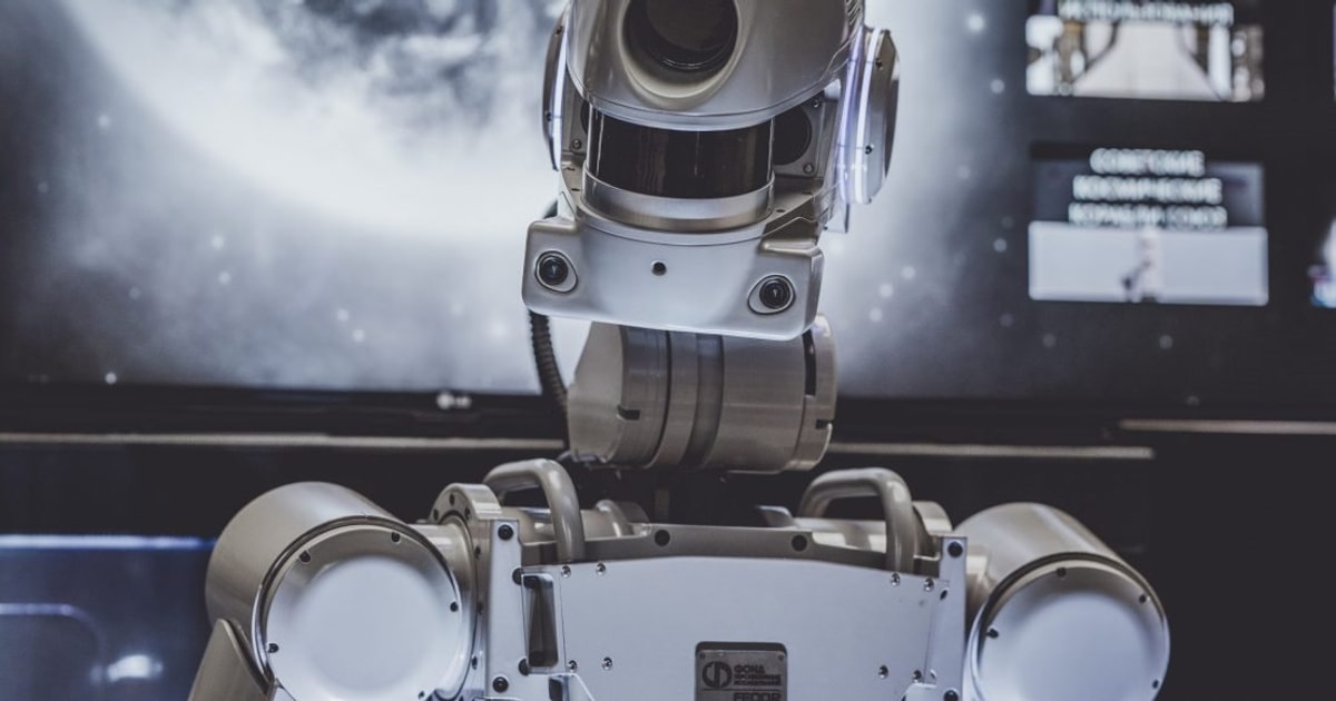 Cách các tòa soạn sử dụng robot báo chí để tăng mức độ tương tác, đăng ký và doanh thu quảng cáo