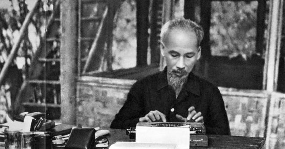 Tổng hợp những bài viết, bài nói chuyện của Bác Hồ với người làm báo